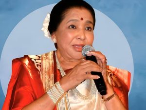 आशा भोसले यांचे निधन: ९२ व्या वर्षी मुंबईत निधन